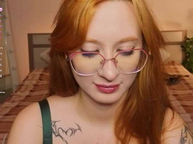 WICKEDEMBER's BongaCams show and profile