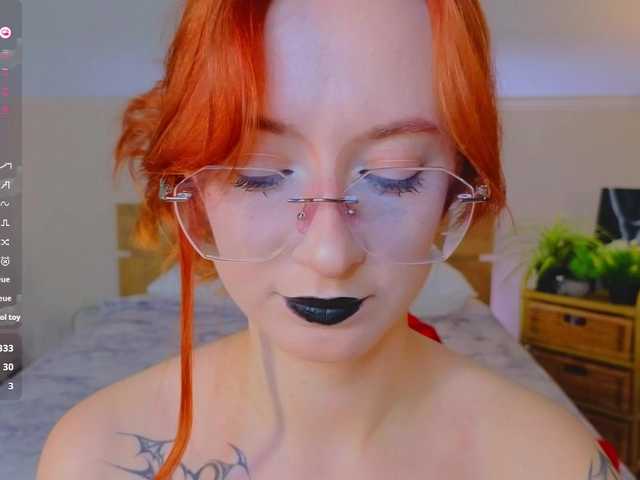 WICKEDEMBER's BongaCams show and profile