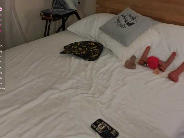 WICKEDEMBER's BongaCams show and profile