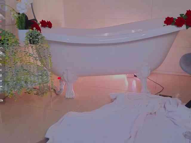 WICKEDEMBER Live Webcam on BongaCams