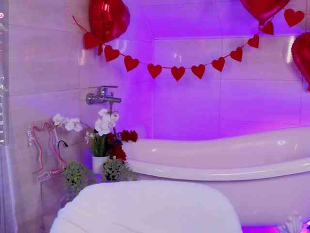 WICKEDEMBER Live Webcam on BongaCams