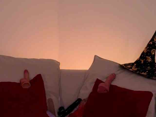 WICKEDEMBER WICKEDEMBER