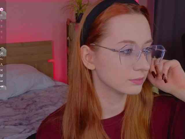 WICKEDEMBER Live Webcam on BongaCams