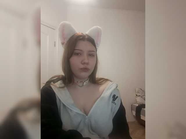 Pussy-Sprinter's Thumb Image