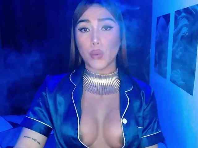 AsianCaulix Live Webcam on BongaCams