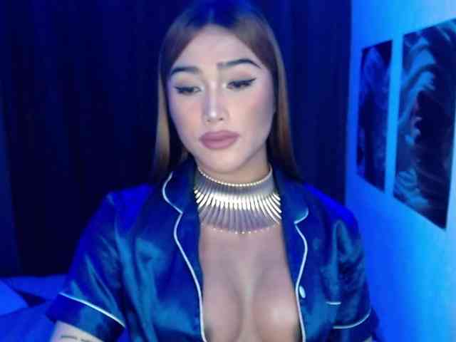 AsianCaulix Live Webcam on BongaCams