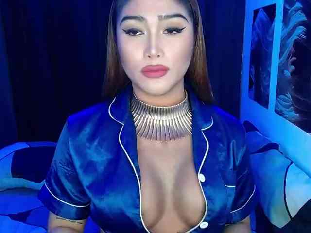 AsianCaulix Live Webcam on BongaCams