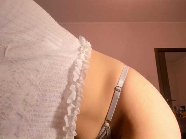 Mistynymph's BongaCams show and profile