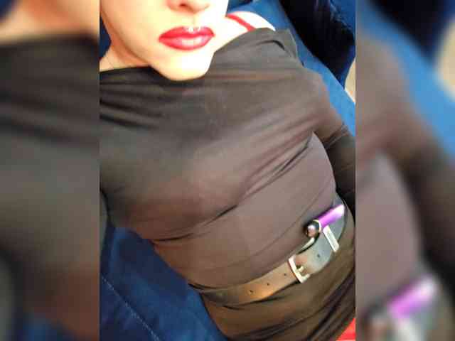 KristiBi Live Webcam on BongaCams