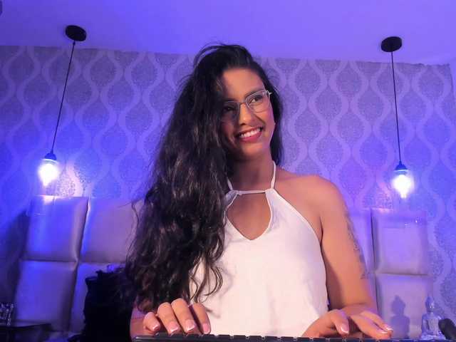 BellaaGrace's BongaCams show and profile
