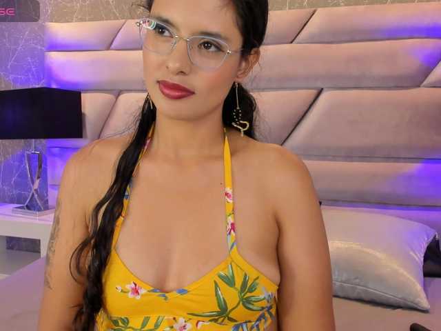 BellaaGrace's BongaCams show and profile