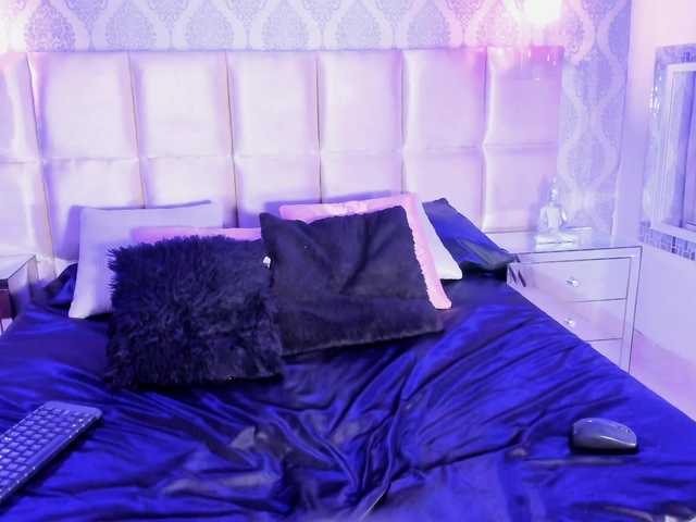 BellaaGrace's BongaCams show and profile