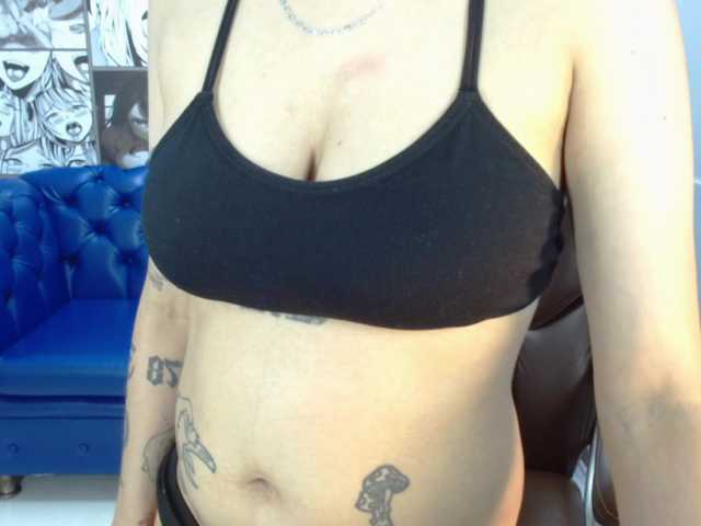 Sasha-Venom's BongaCams show and profile