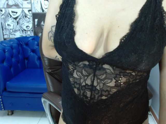 Sasha-Venom's BongaCams show and profile