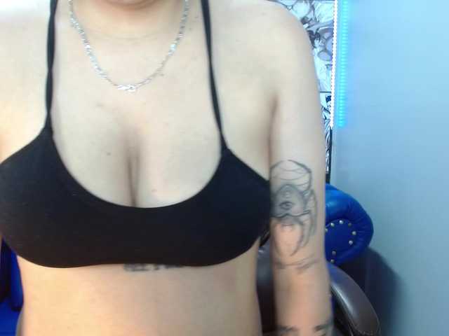 Sasha-Venom's BongaCams show and profile