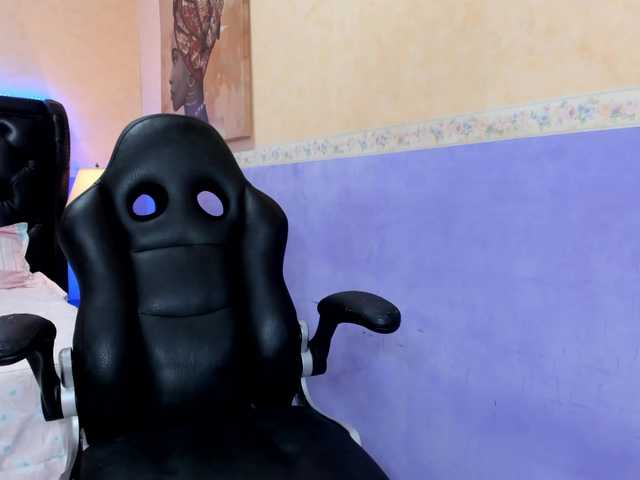 Sasha-Venom's BongaCams show and profile