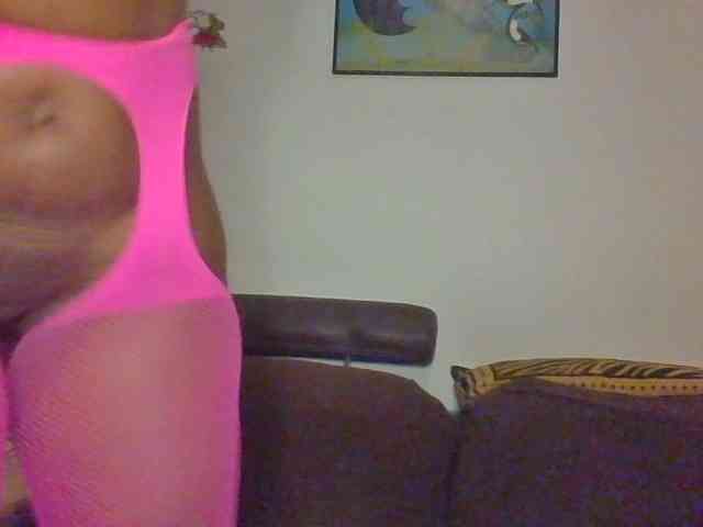 ThePeachFlexer webcam