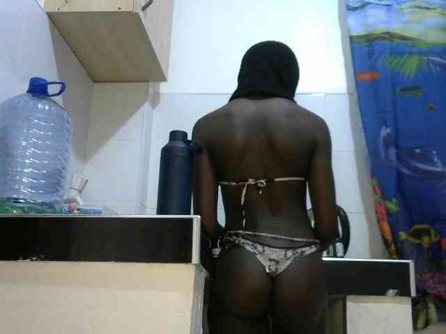 ThePeachFlexer webcam