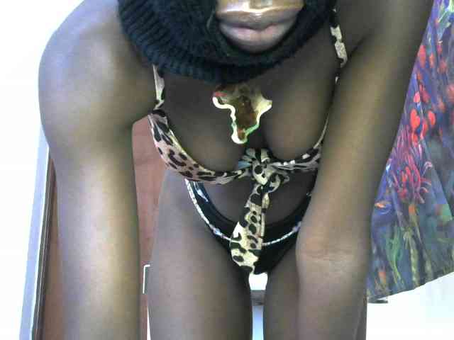 ThePeachFlexer webcam