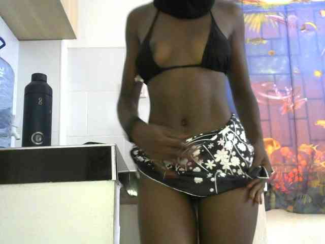 ThePeachFlexer webcam