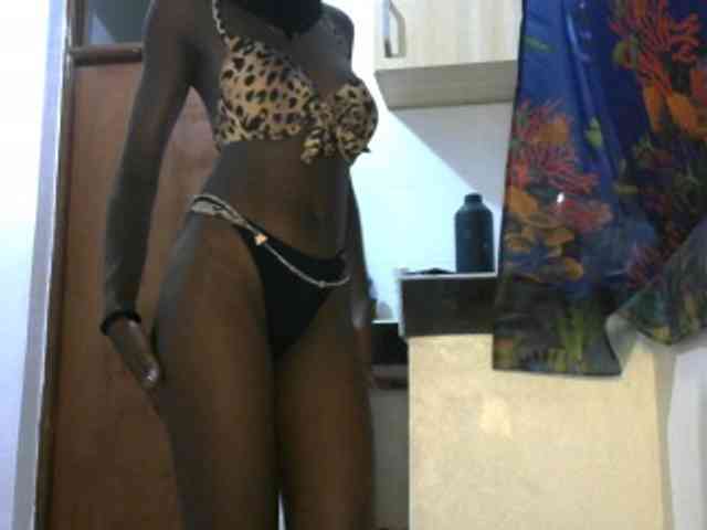 ThePeachFlexer webcam