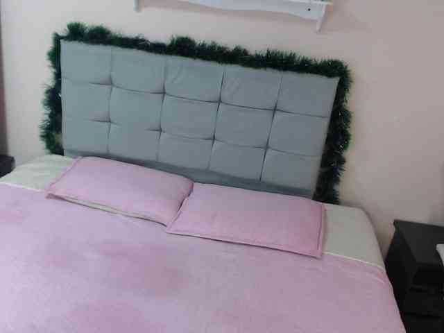 AbbyHiilton AbbyHiilton