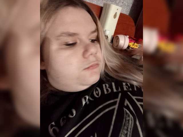 Nebesnaj0023 – webcam model profile photo