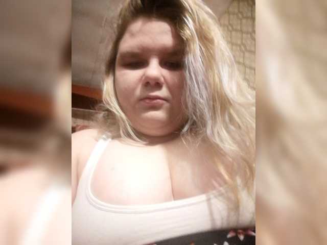 Nebesnaj0023's BongaCams show and profile