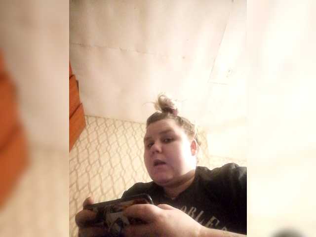 Nebesnaj0023 – webcam model profile photo