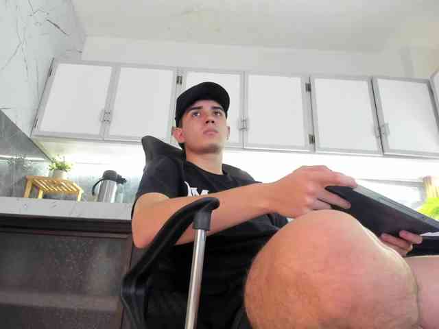 alejo-grayx alejo-grayx