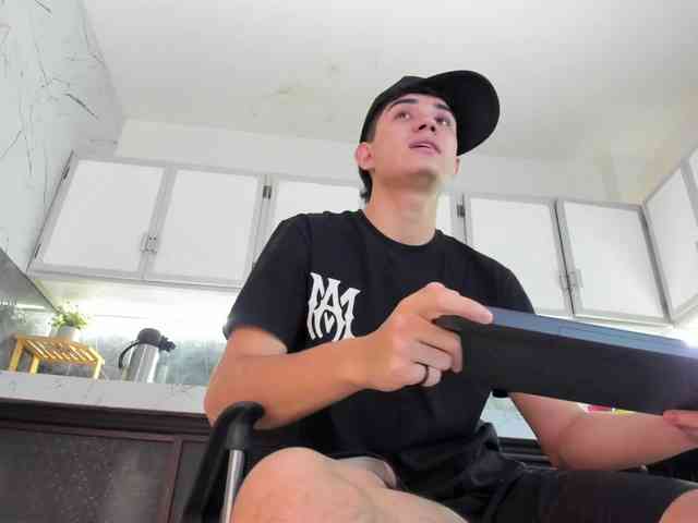 alejo-grayx alejo-grayx