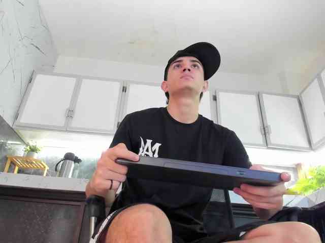 alejo-grayx alejo-grayx