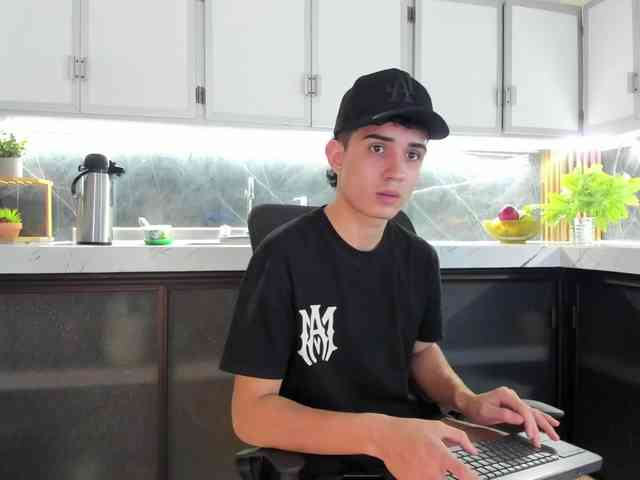 alejo-grayx alejo-grayx