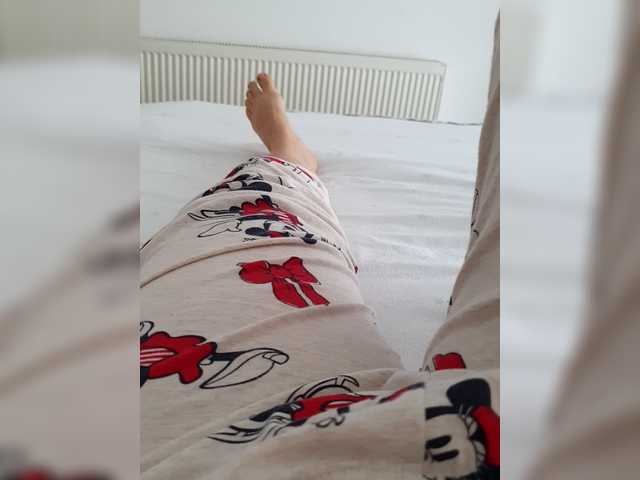 Dia42's BongaCams show and profile