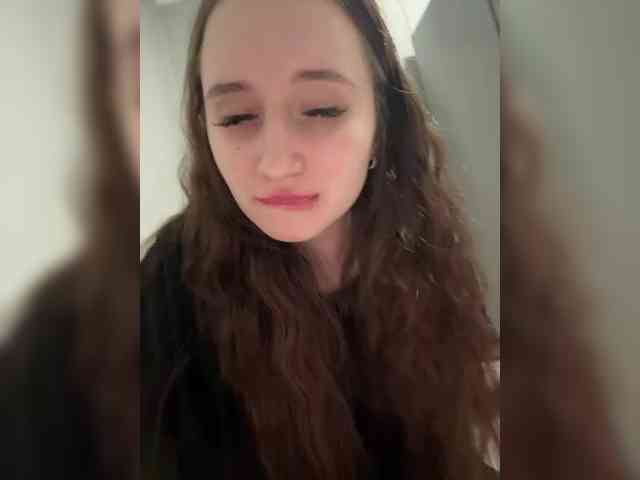 private live sex show KiraSweet