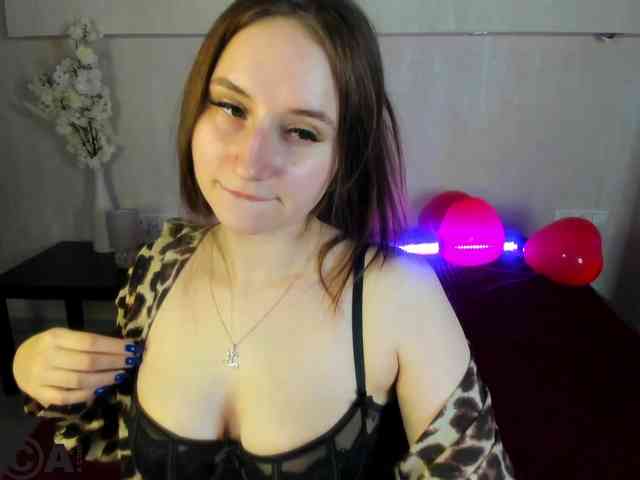 KiraSweet webcam