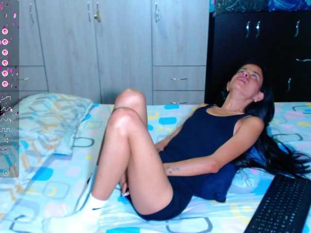 tani-sexy's BongaCams show and profile