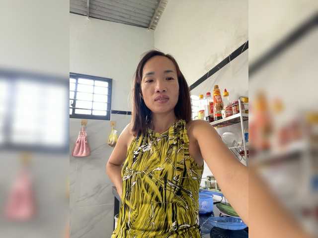 Bibi261's BongaCams show and profile