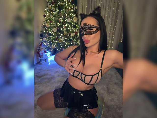 Miss-di's BongaCams show and profile