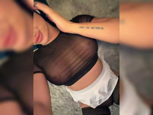 Miss-di's BongaCams show and profile