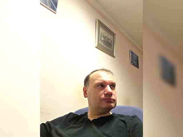 Alexmg Live Webcam on BongaCams