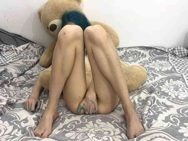 SparkleHinckle webcam