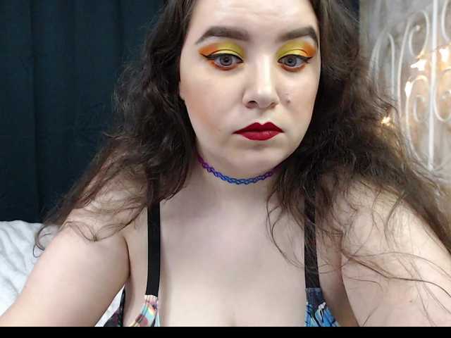 AmazingAllice webcam