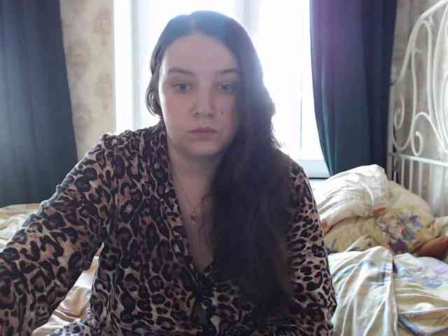 AmazingAllice webcam