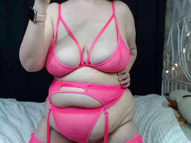 AmazingAllice webcam