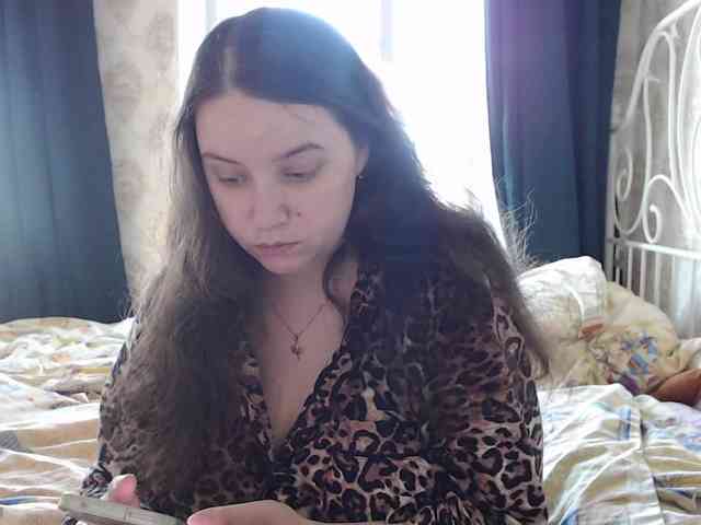 AmazingAllice webcam