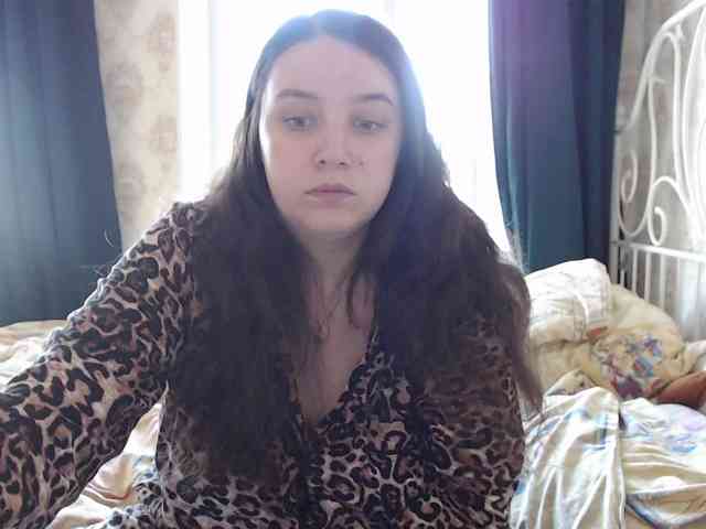 AmazingAllice webcam