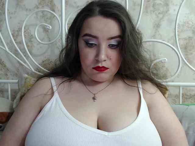 AmazingAllice webcam