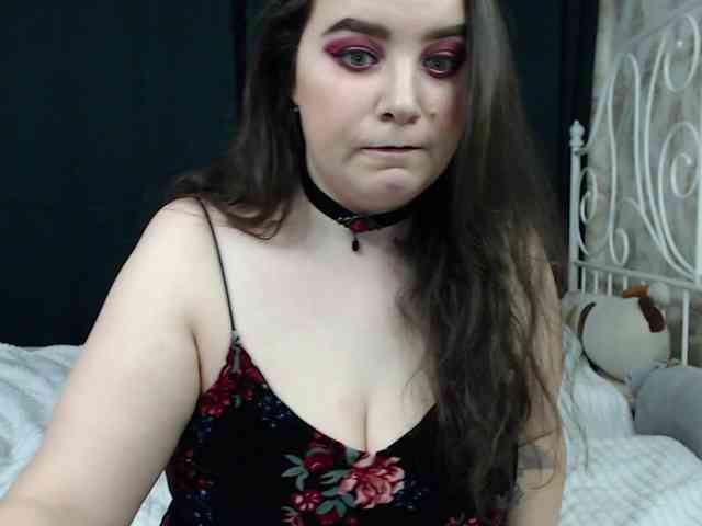 AmazingAllice webcam