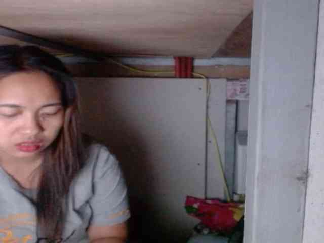 LadyAsianForyou webcam